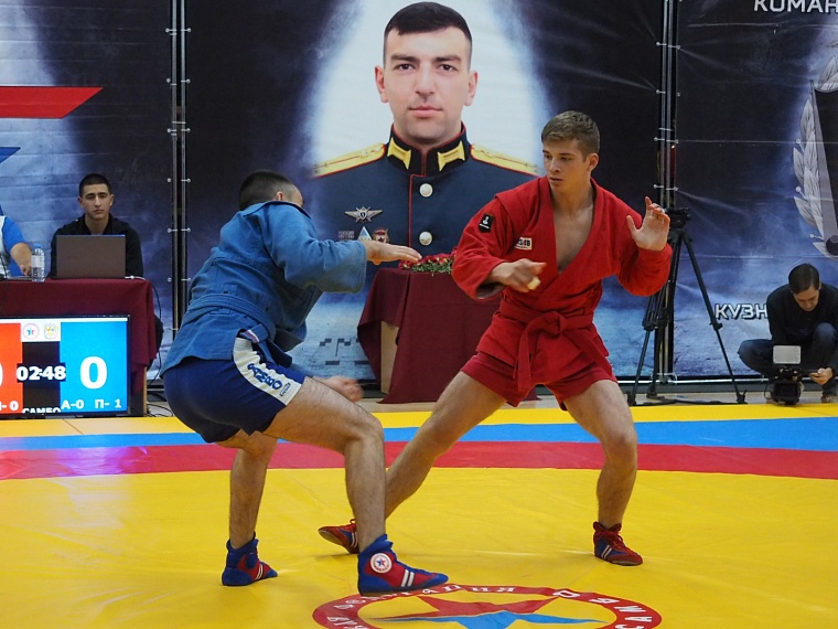 В Тюмени военные инженеры временно сменили служебную форму на спортивную