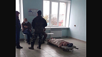 Житель Нижегородской области с воспалением легких четыре часа пролежал на полу больницы