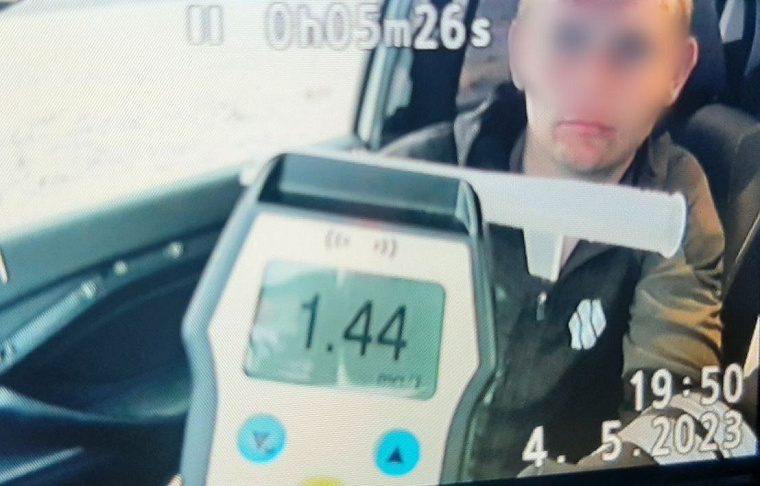 На позитиве: задержанный пьяным за рулем житель Тюменской области отмечал рождение сына