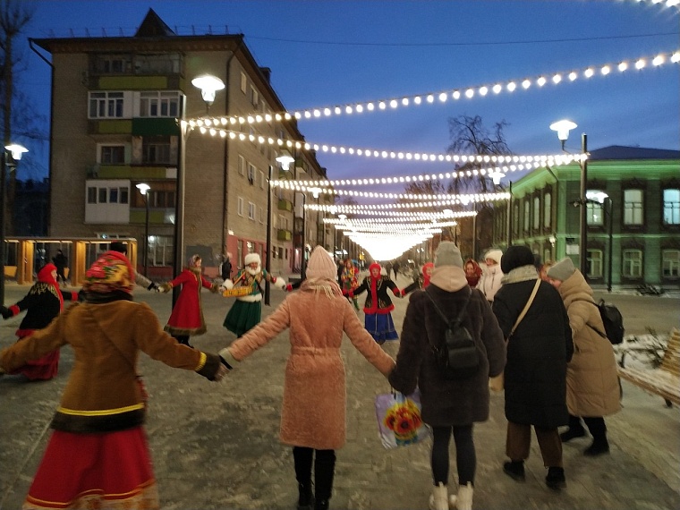 Историческое событие: улица Дзержинского в Тюмени стала пешеходной