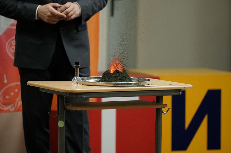 Александр Моор: Всегда приятно вновь окунуться в детство