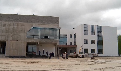 Членов Совета Федерации РФ заинтересовали подходы тюменских специалистов при создании социальных объектов