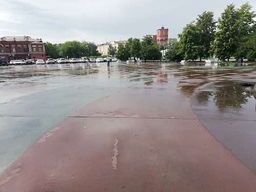 Тюменцев предупреждают о ливнях и грозах 15 июля