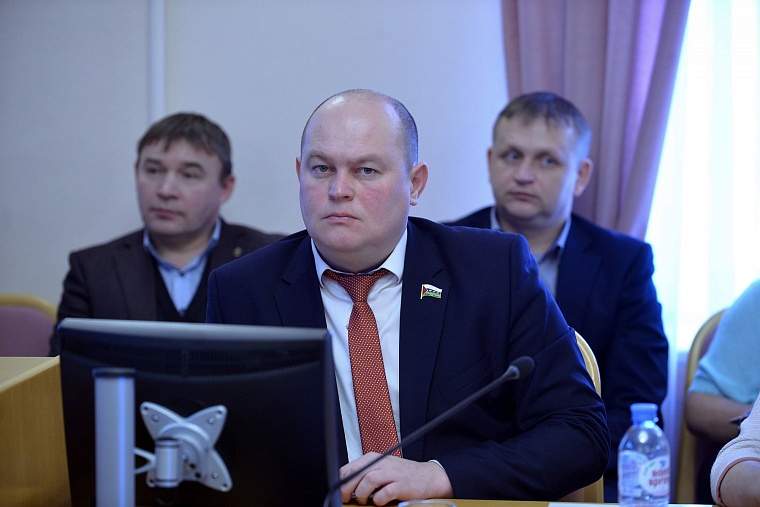 Тюменские депутаты приняли ряд законов во исполнение нацпроектов с учетом региональной специфики