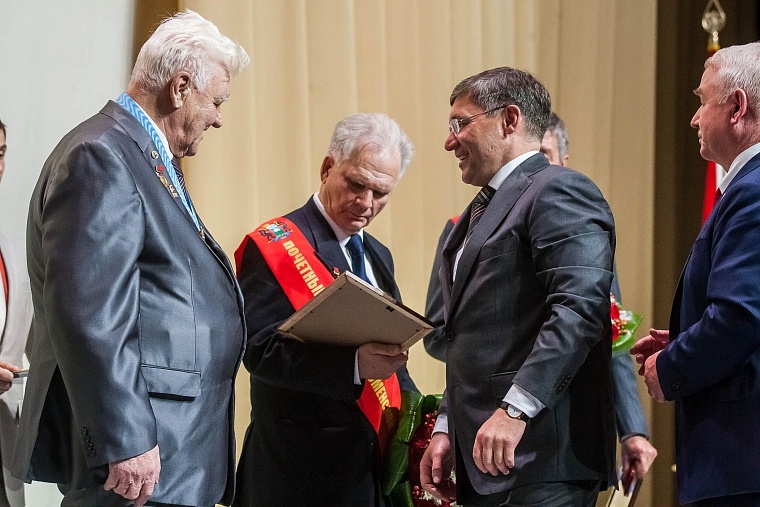 70 лет – большой праздник большой Тюменской области