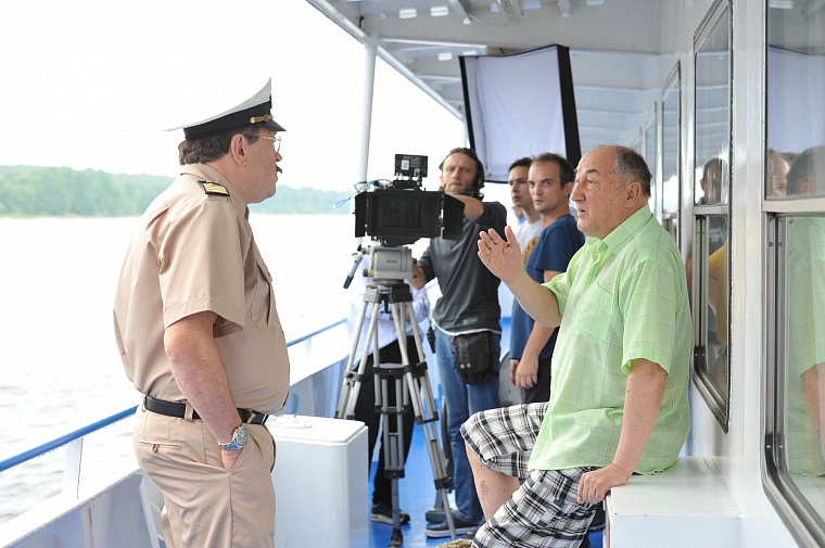 «Воронины» отправились в круиз по Волге