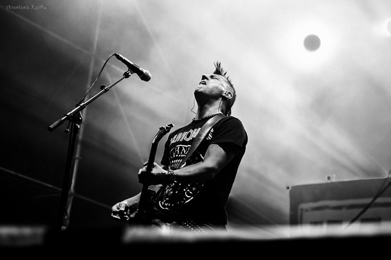 Ты слышишь эти крики, детка? Это Питер рок-н-ролл!