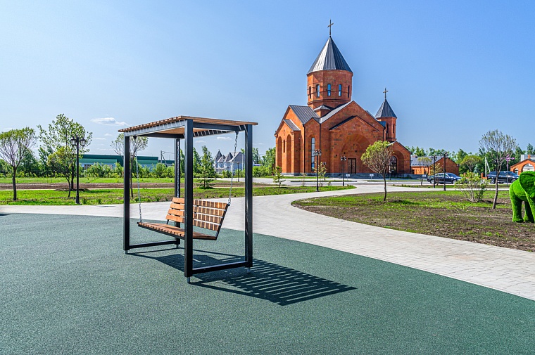 Парк Российско-Армянской дружбы в Березняках. 2023 год