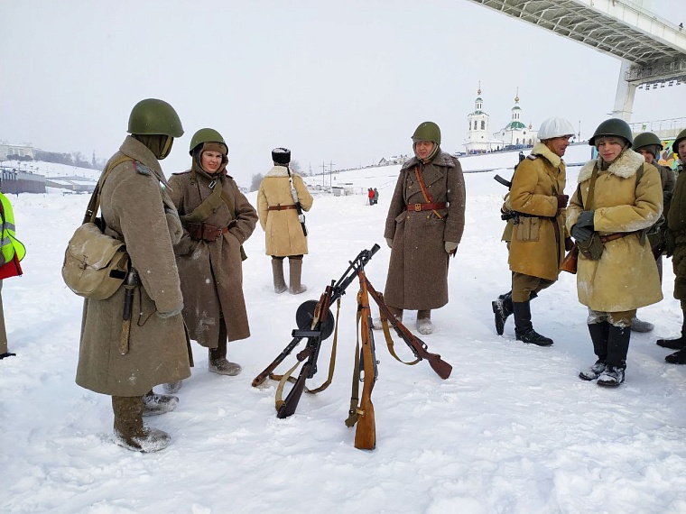 Тюменские реконструкторы прорвали блокаду Ленинграда