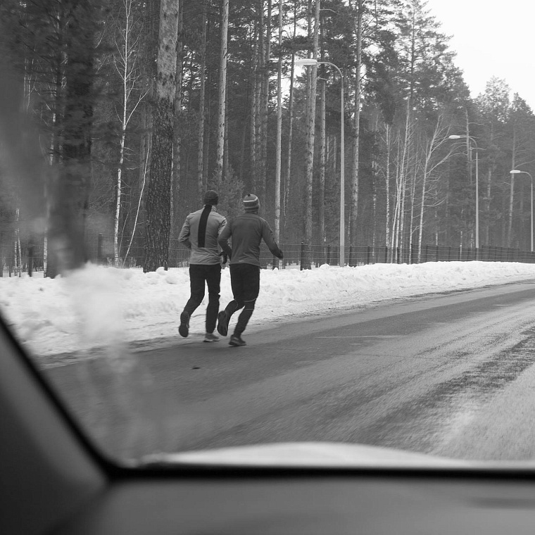 Блогер-таксист из Тюмени снимает город из окна автомобиля