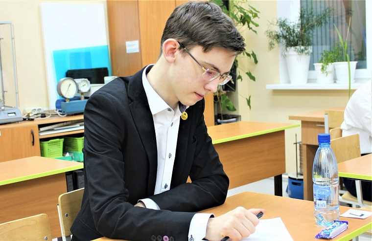 600 тюменских ребят отличились на Всероссийской олимпиаде школьников