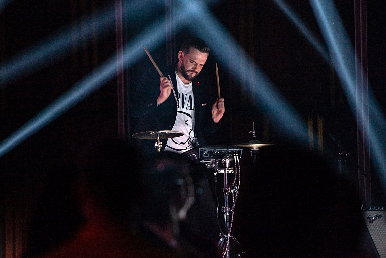 Стало известно имя нового резидента Comedy Club