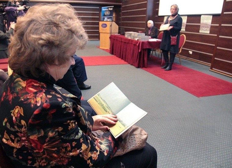 Первобытное зрение Михаила Захарова