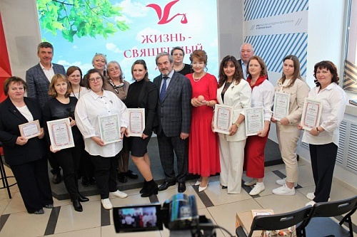 Акушеры отговорили более двух тысяч тюменок от абортов