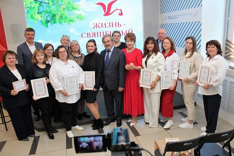 Акушеры отговорили более двух тысяч тюменок от абортов