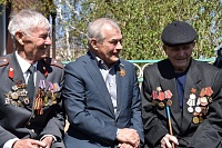 Александр Моор встретился с ветеранами Тюменской области