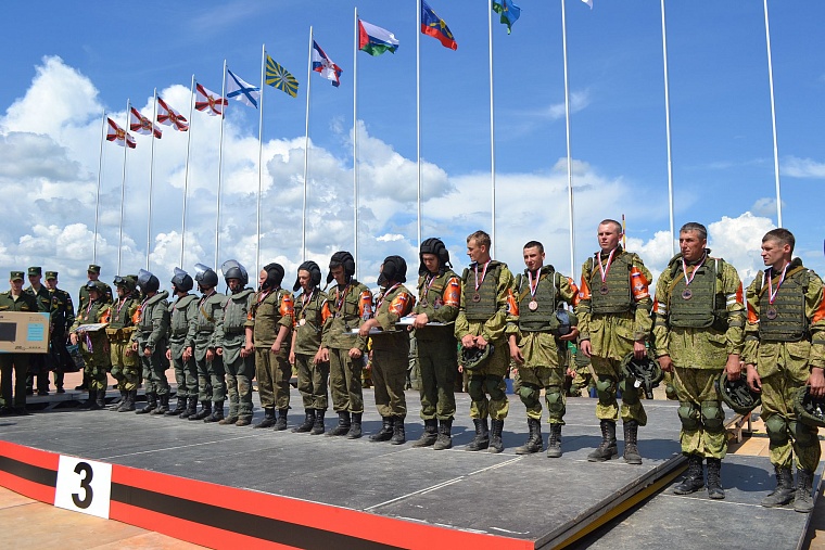 АрМИ-2017: инженерный биатлон