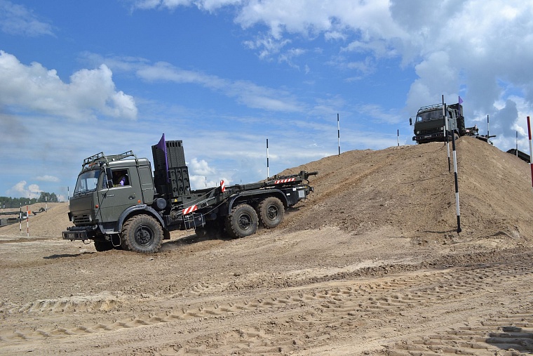 АрМИ-2017: инженерный биатлон