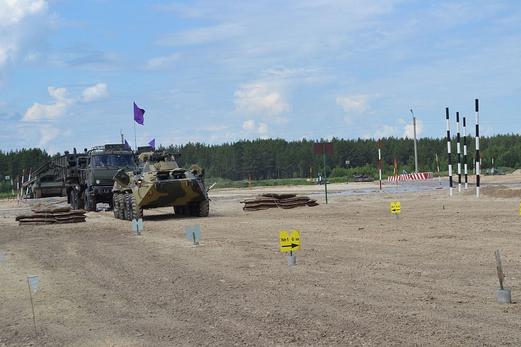 АрМИ-2017: инженерный биатлон