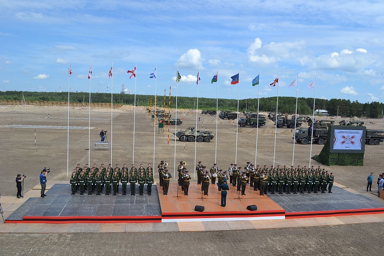 АрМИ-2017: инженерный биатлон