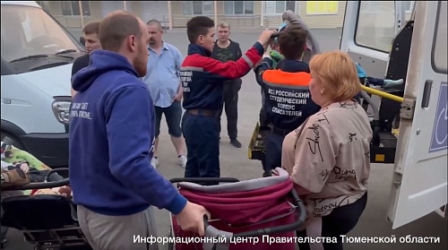 В Тюмени работают горячие линии для родственников эвакуированных из соцуреждений Успенки