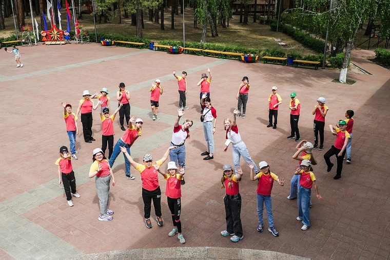 Почти 7 тысяч детей отдохнут по льготным путевкам в детских лагерях Тюменской области