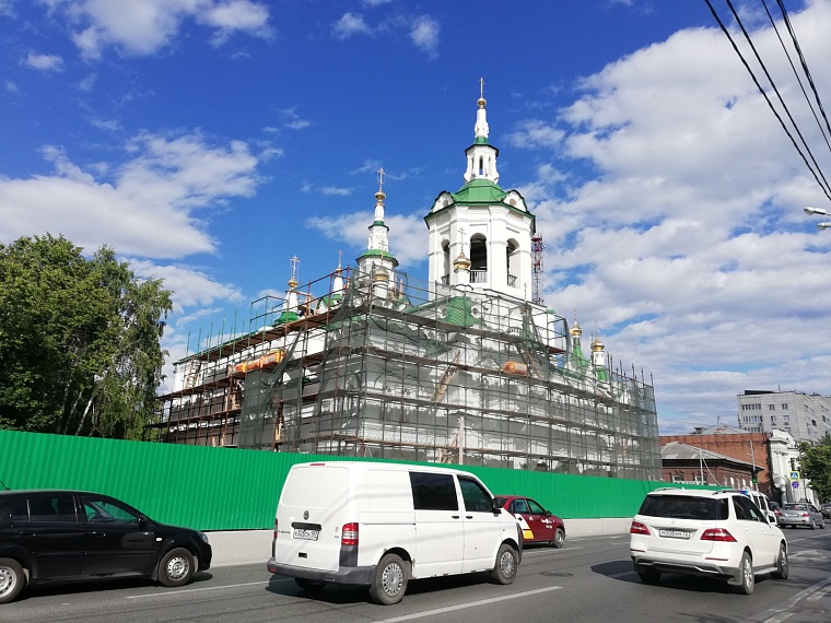 У Спасской церкви в Тюмени обнаружили останки человека, возможно - ссыльного