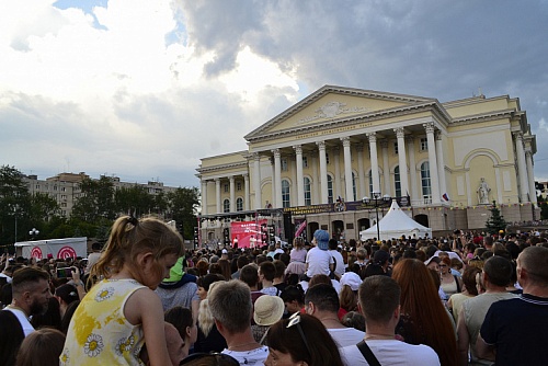 На фестивале фермерской еды тюменцы будут плести бусы и шить джинсовые сумки