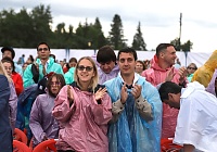 Зрители «Лета в Тобольском кремле» от восторга не заметили дождя