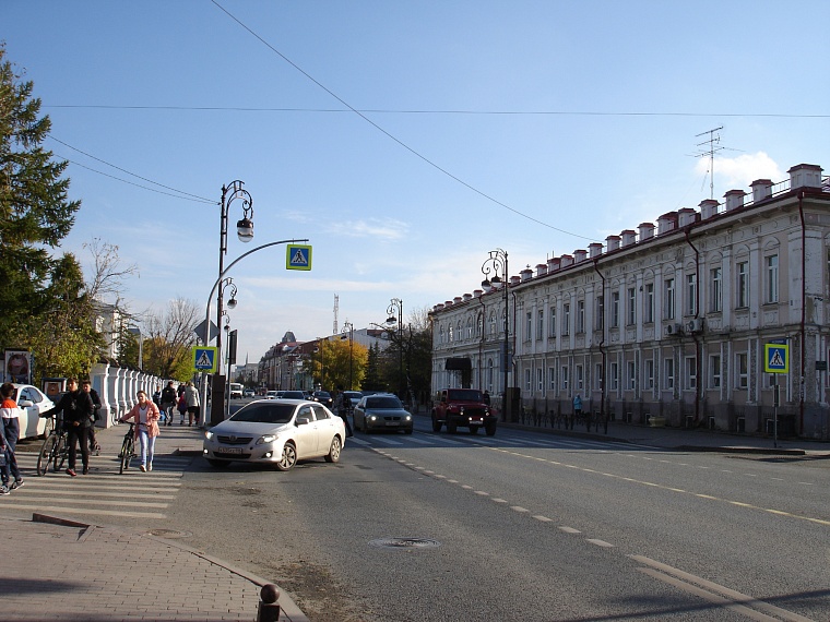Почто-телеграфная контора, напротив нее располагалось реальное училище