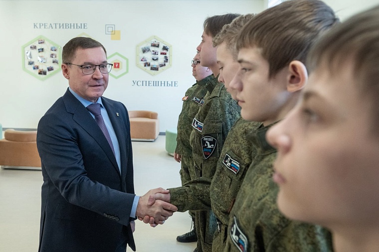 В Тюменской области строятся 12 школ и два детских сада