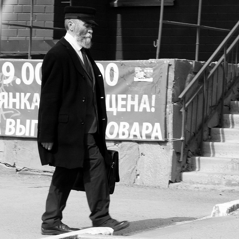 Тюменский таксист стал телеграм-блогером