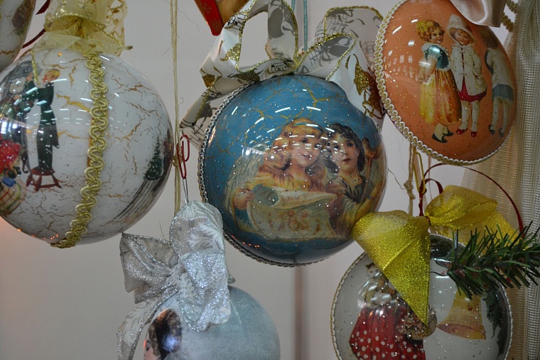 Унты, гномы, сыр: что купить на новогодней ярмарке