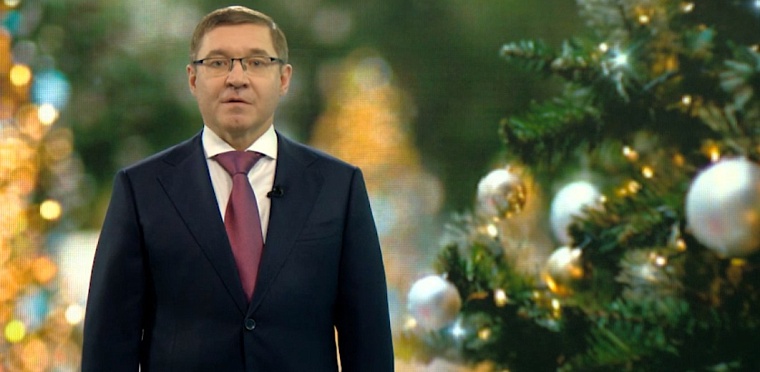Владимир Якушев поздравил тюменцев с наступающим Новым годом