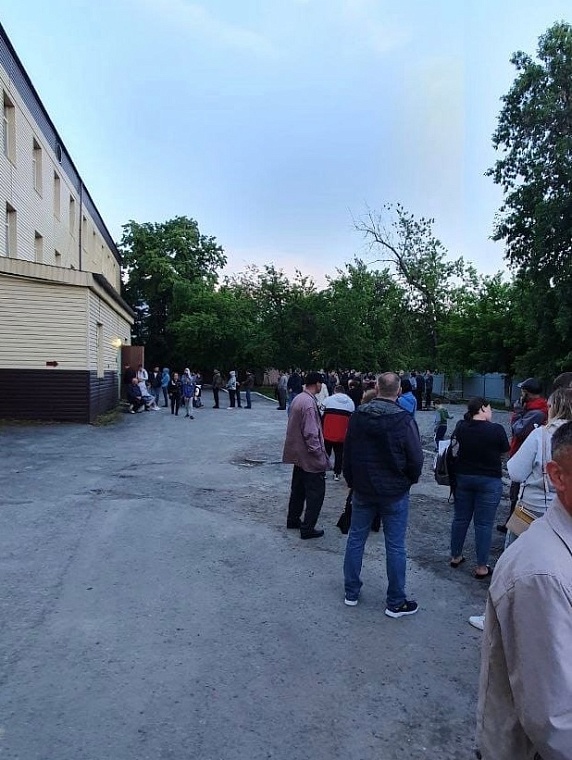 Тюменцы пожаловались на очередь в инфекционной больнице