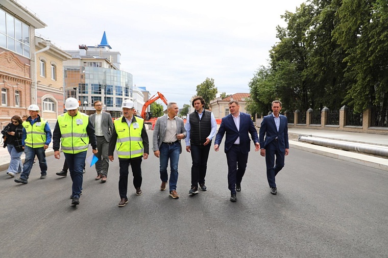В центре Тюмени городские власти хотят создать зеленую зону для пеших прогулок