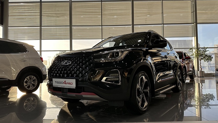 Дилерский центр Чери «Восток Моторс» приглашает на новогодний праздник за выгодной покупкой