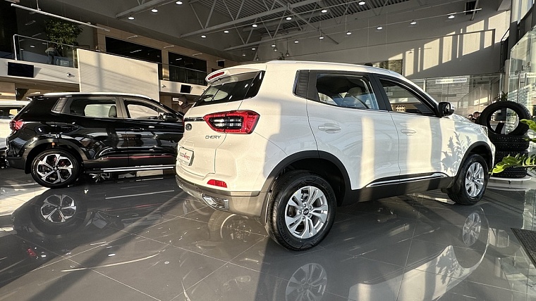 Дилерский центр Чери «Восток Моторс» приглашает на новогодний праздник за выгодной покупкой