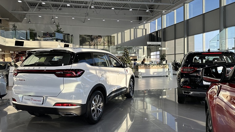 Дилерский центр Чери «Восток Моторс» приглашает на новогодний праздник за выгодной покупкой