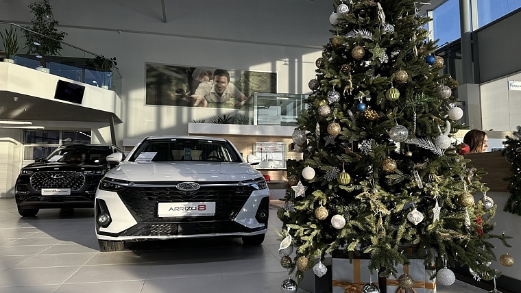 Дилерский центр Чери «Восток Моторс» приглашает на новогодний праздник за выгодной покупкой