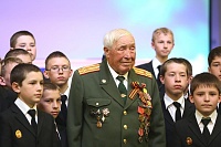 Тюменского ветерана войны Михаила Никишина поздравили со 100-летним юбилеем