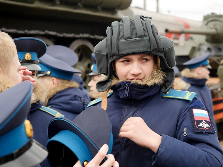 Агитпоезд привез в Тюмень 12 томов о войне и ощущение праздника Победы