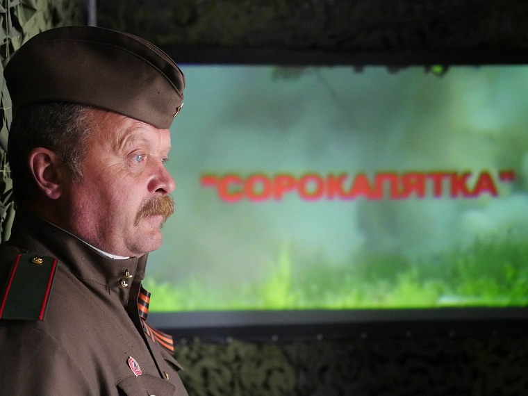 Агитпоезд привез в Тюмень 12 томов о войне и ощущение праздника Победы