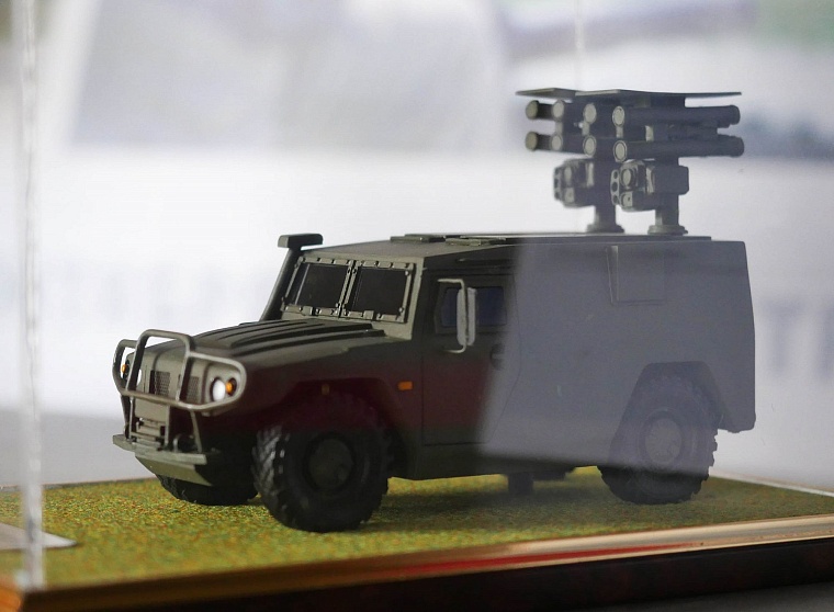 Агитпоезд привез в Тюмень 12 томов о войне и ощущение праздника Победы