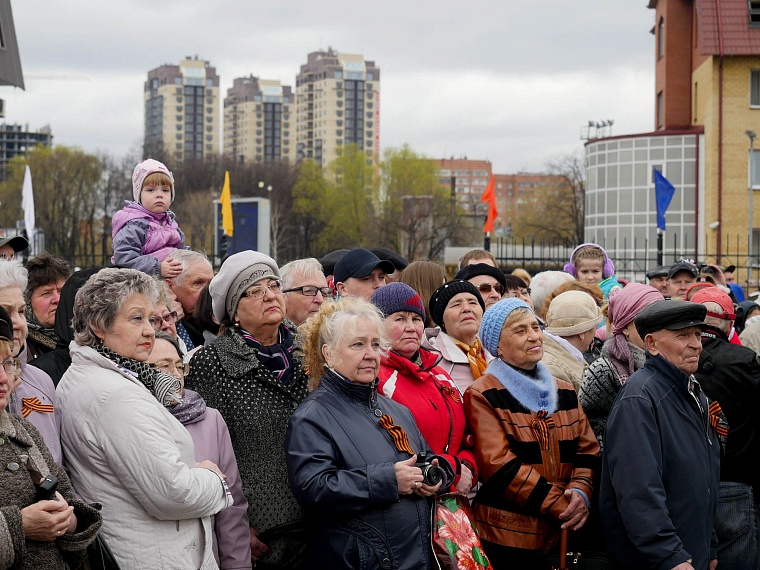 Агитпоезд привез в Тюмень 12 томов о войне и ощущение праздника Победы