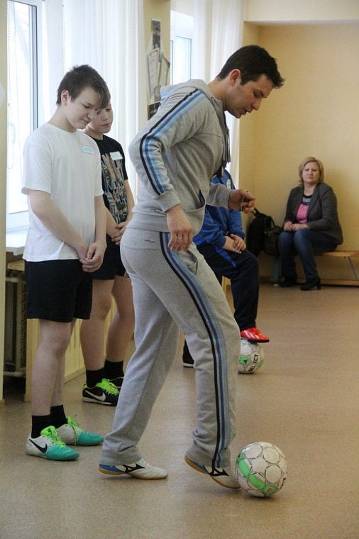 Педагоги допобразования представили свои умения на городском конкурсе