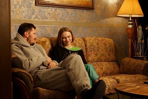 Актер тюменского драмтеатра Сергей Канаев снялся в сериале ТНТ «Праздники»