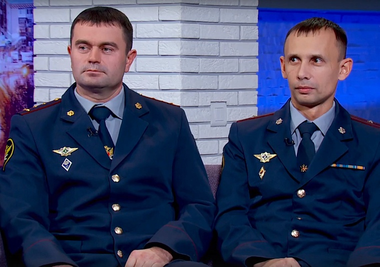 Как сотрудники УФСИН борются с огнем и воспитывают служебных собак