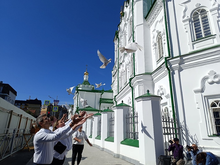 В Спасской церкви Тюмени перезахоронили останки Андрея Текутьева