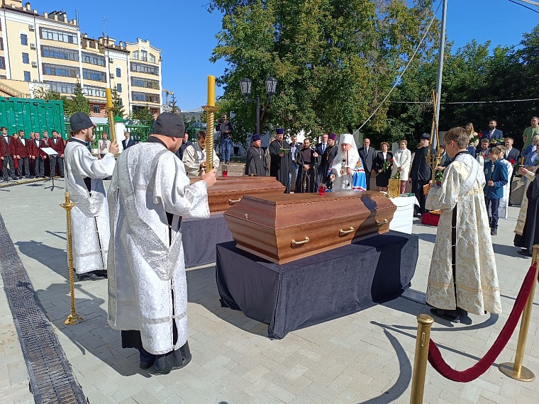 В Спасской церкви Тюмени перезахоронили останки Андрея Текутьева